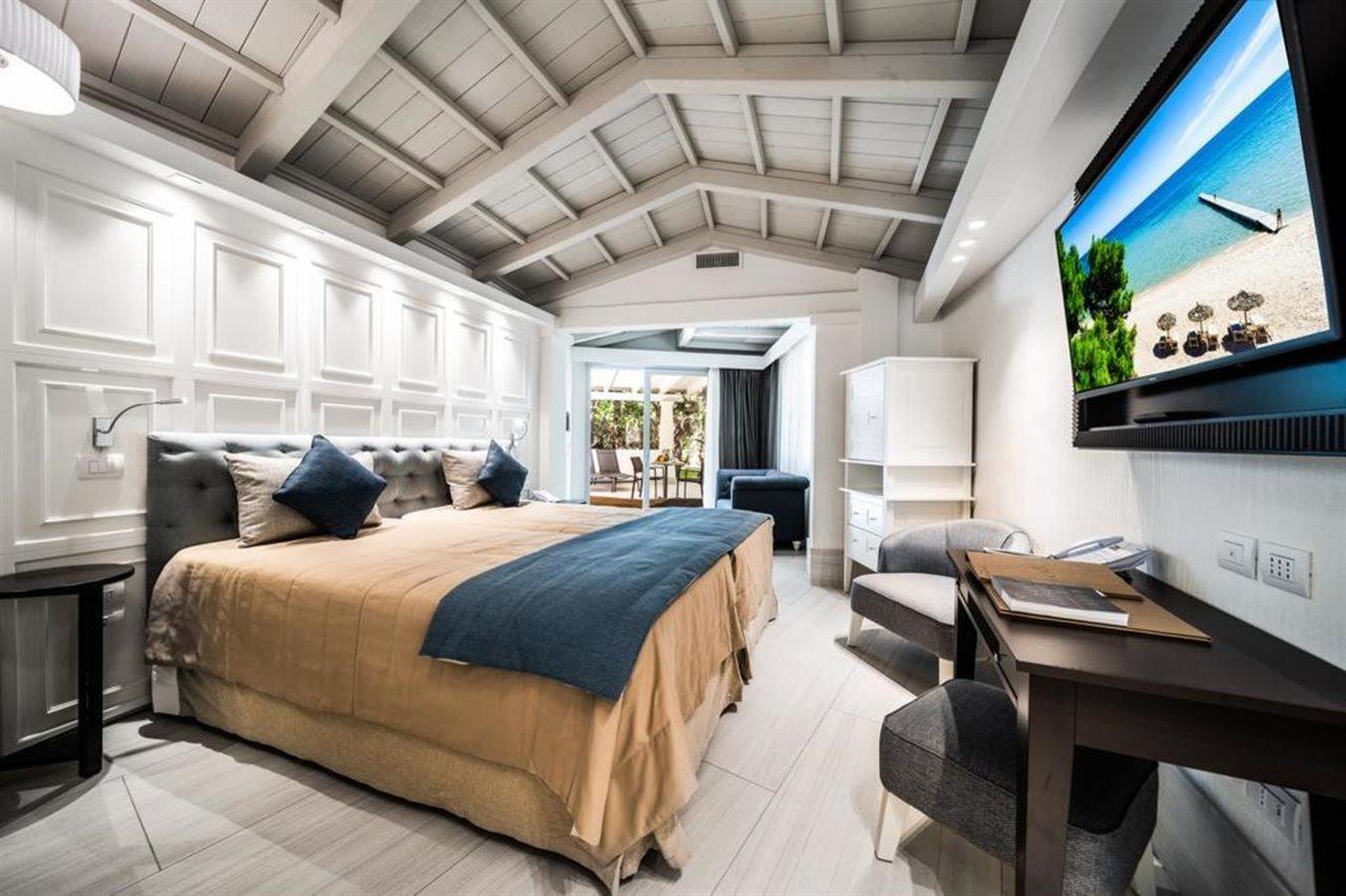 Forte Village Resort - Le Palme Santa Margherita di Pula Zewnętrze zdjęcie