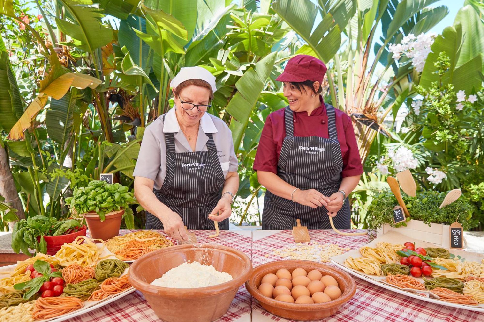 Forte Village Resort - Le Palme Santa Margherita di Pula Zewnętrze zdjęcie